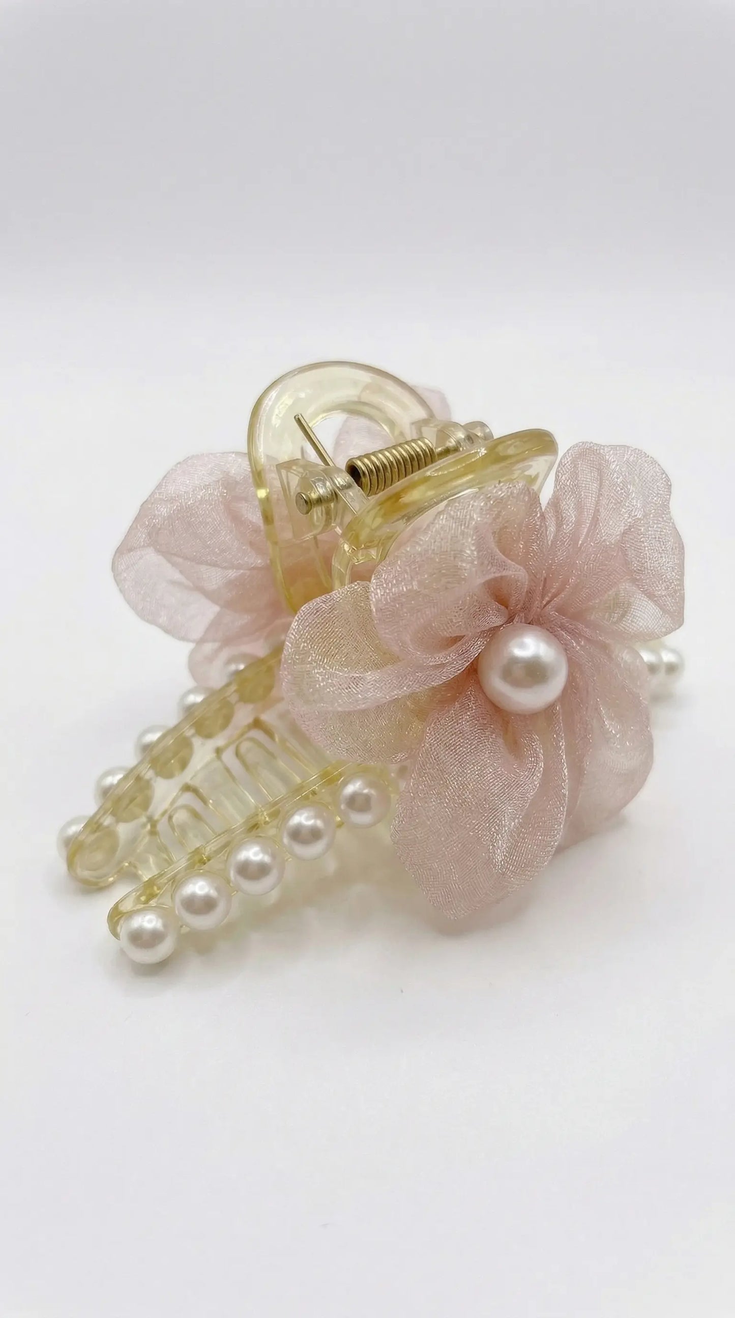 Pearl Flower Hair Claw Clip